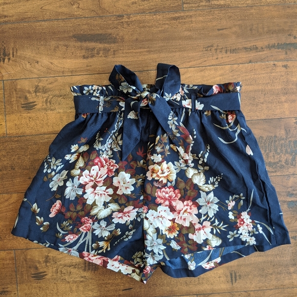 Flowy Summer Shorts; High Waisted; Navy & Floral - Picture 1 of 6